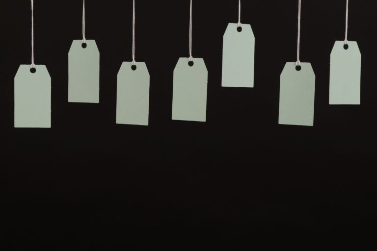How to Assign Label, Shape, and Material References for Reflective Packaging in Seedream 5.0 Pro on ClipDance