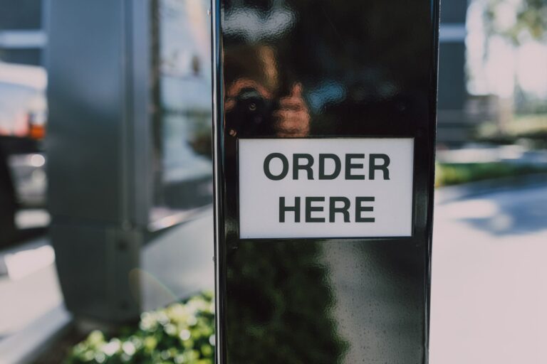 How Ordering Skip Bins in Brisbane Works When Time Is the Main Constraint