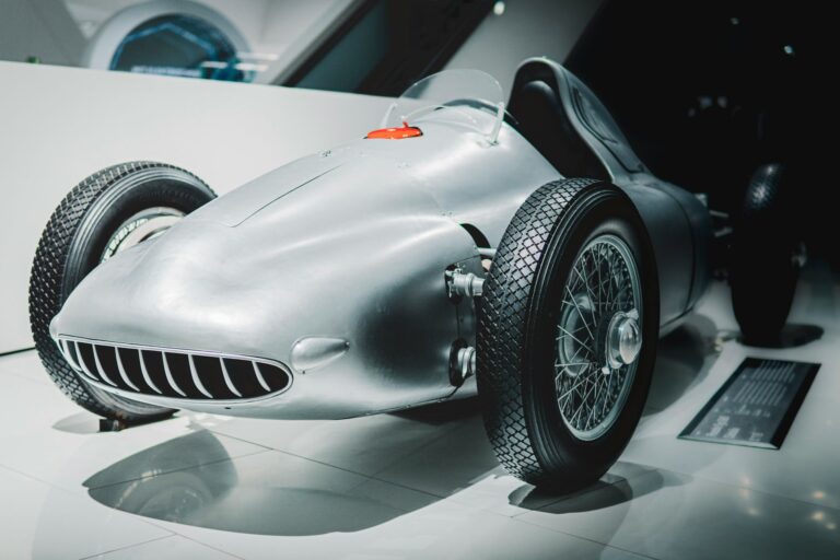 Why Porsche 718 Carbon Fiber Front Lips Beat ABS and Polypropylene in Performance