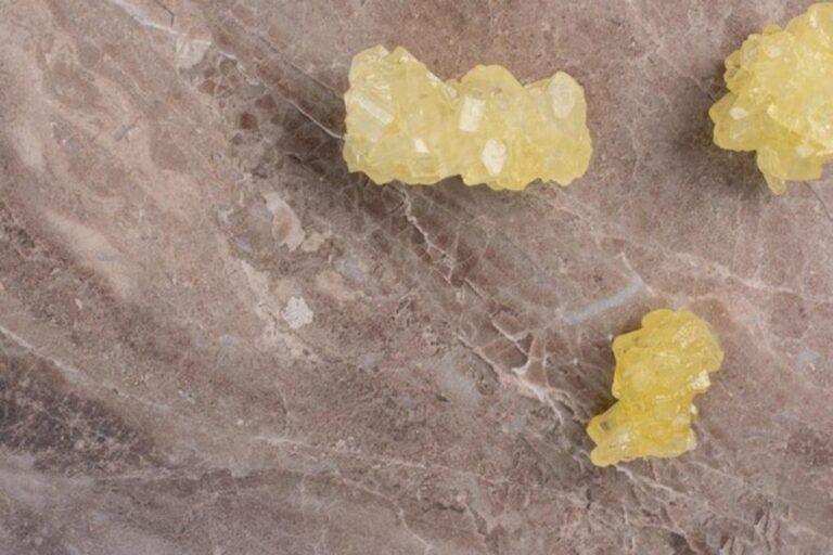 How A Static Sift Hash Bar Delivers Premium Solventless Purity